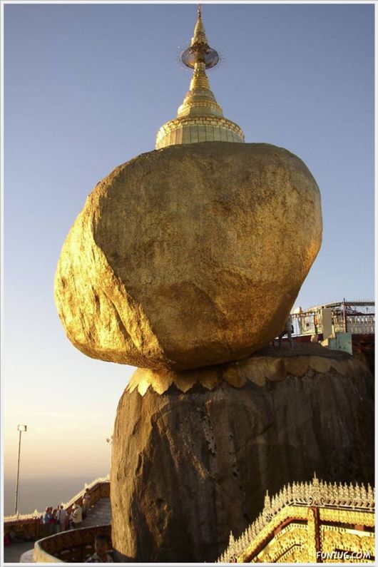Art of Balancing Stones