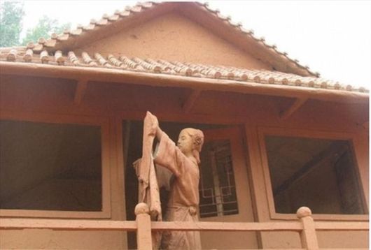 An Entire Village of Clay - Clay Riverside Park