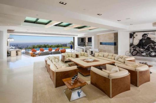 Minecraft Founder's Dollar 70 Million Beverley Hills Mansion