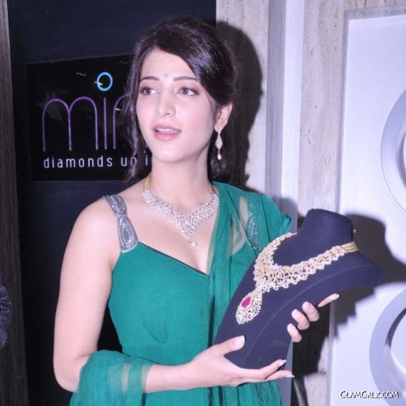 Shruti Hassan At Malabar Gold Inauguration