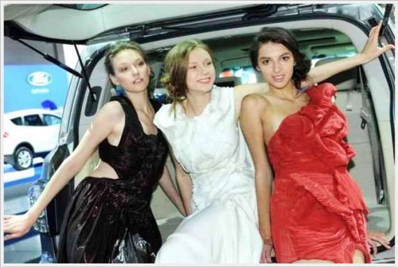 Auto Show Galz In Moscow