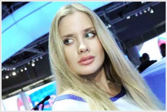 Auto Show Galz In Moscow