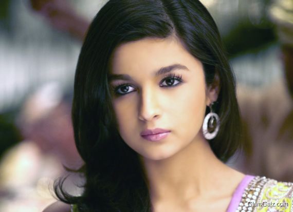 Click to Enlarge - Beautiful Alia Bhatt Wallpapers