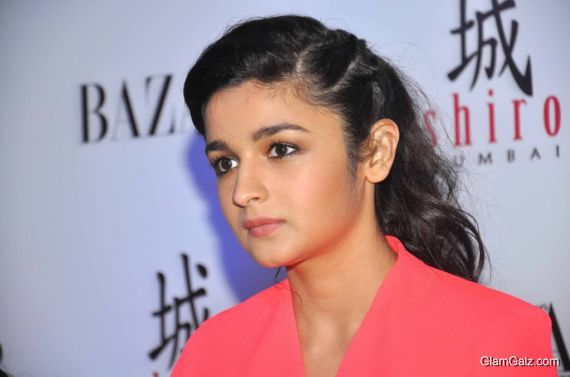 Click to Enlarge - Beautiful Alia Bhatt Wallpapers