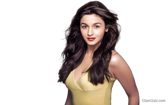 Click to Enlarge - Beautiful Alia Bhatt Wallpapers