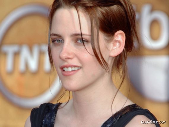 Click to Enlarge - Lovely Kristen Stewart Wallpapers