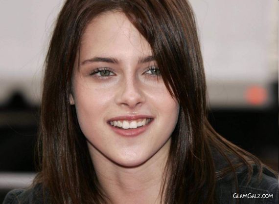 Click to Enlarge - Lovely Kristen Stewart Wallpapers