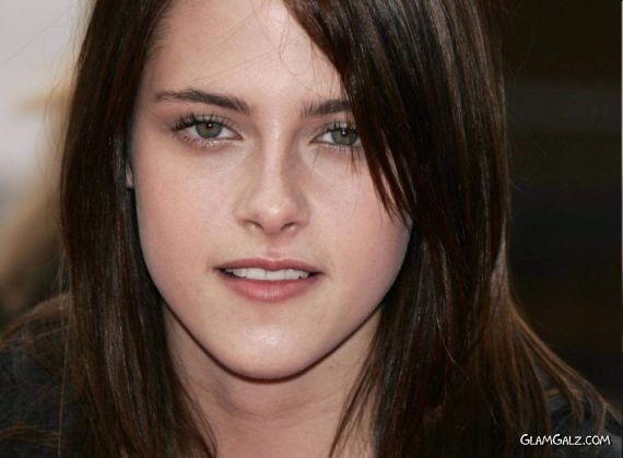 Click to Enlarge - Lovely Kristen Stewart Wallpapers