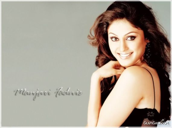 Click to Enlarge -Beautiful Manjari Phadnis Wallpapers