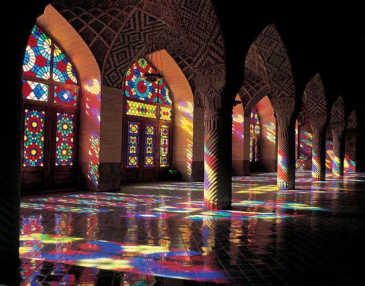 Stunning Mosque Illuminated With All Colors Of Rainbow