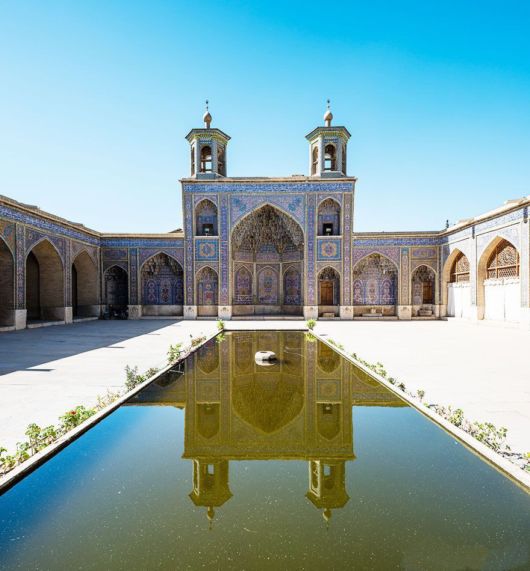 Stunning Mosque Illuminated With All Colors Of Rainbow